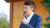 Rosenheim, 17. September 2025, Gesamtverkehrsfreigabe der B15 Westtangente in Rosenheim, Rede 1/7, Dr. Hermann Streicher, Bereichsleiter Straßenbau, Staatliches Bauamt Rosenheim. Foto: Olaf Konstantin Krueger