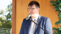 Rosenheim, 17. September 2025, Gesamtverkehrsfreigabe der B15 Westtangente in Rosenheim, Rede 2/7, Erhard Zangl, Referatsleiter Bundesfernstraßen Südost (Bayern, Sachsen, Sachsen-Anhalt) im Bundesministerim für Verkehr. Foto: Olaf Konstantin Krueger