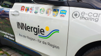 E-Carsharing in Stadt und Landkreis Rosenheim: BMW i3 in Oberaudorf. Foto: Olaf Konstantin Krueger